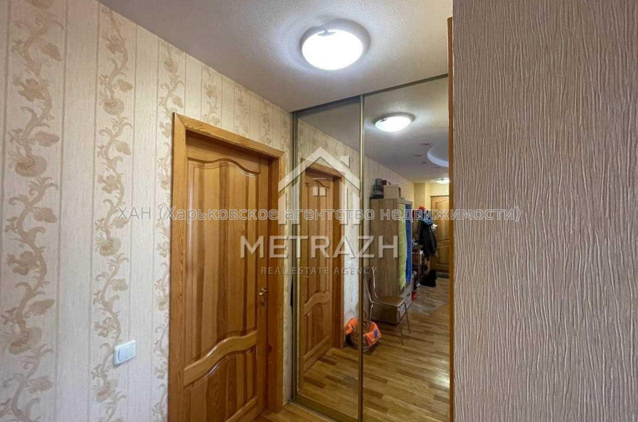 Продам квартиру, Тракторостроителей просп. , 77 , 3  ком., 64 м², капитальный ремонт 
