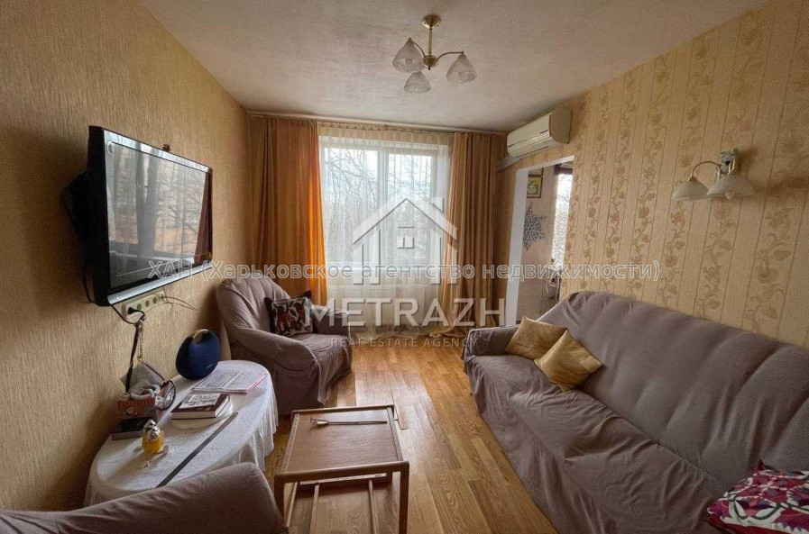 Продам квартиру, Тракторостроителей просп. , 77 , 3  ком., 64 м², капитальный ремонт 