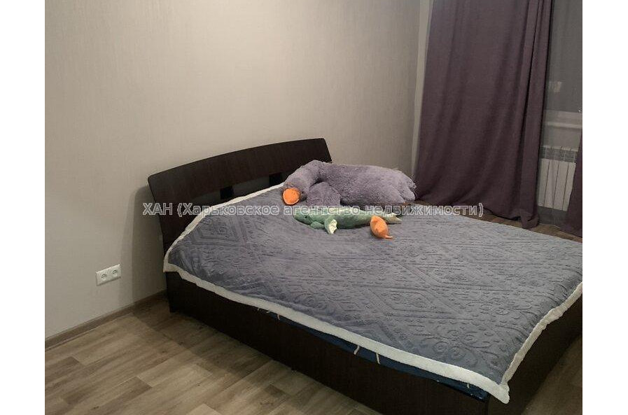 Продам квартиру, Драгоманова ул. , 1 кім., 41 м², капитальный ремонт 