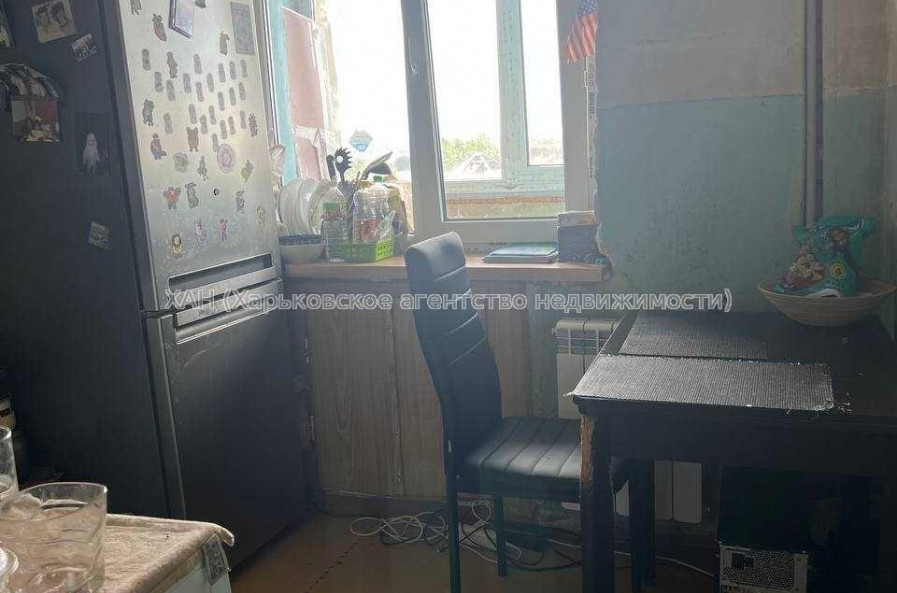 Продам квартиру, Михайлика ул. , 1 кім., 33.10 м², частичный ремонт 