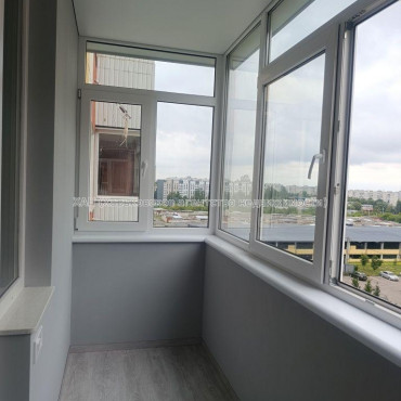 Продам квартиру, Гвардейцев Широнинцев ул. , 1 кім., 44 м², евроремонт 