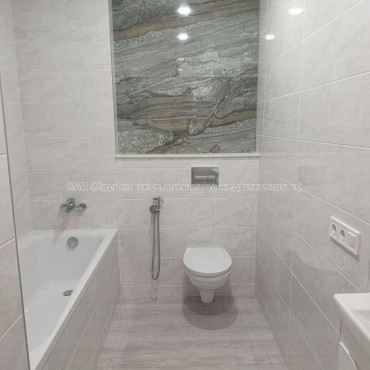 Продам квартиру, Гвардейцев Широнинцев ул. , 1 кім., 44 м², евроремонт 