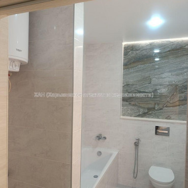 Продам квартиру, Гвардейцев Широнинцев ул. , 1 кім., 44 м², евроремонт 