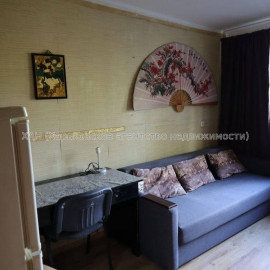 Продам квартиру, 23 Августа ул. , 1  ком., 25 м², косметический ремонт
