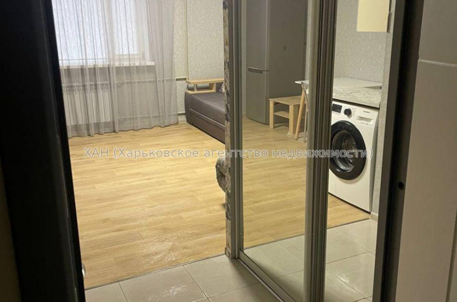 Продам квартиру, Владислава Зубенко ул. , 1  ком., 26 м², евроремонт 
