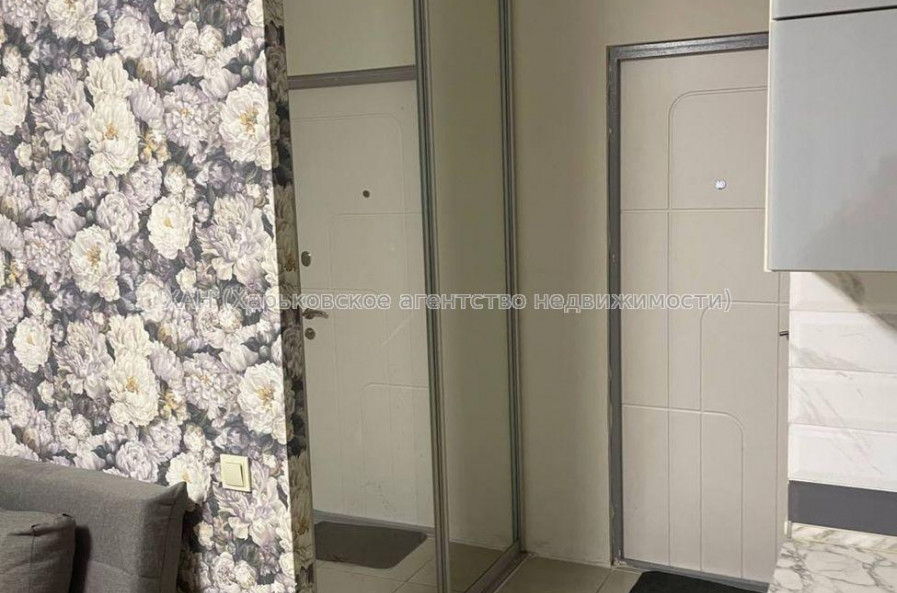 Продам квартиру, Владислава Зубенко ул. , 1  ком., 26 м², евроремонт 