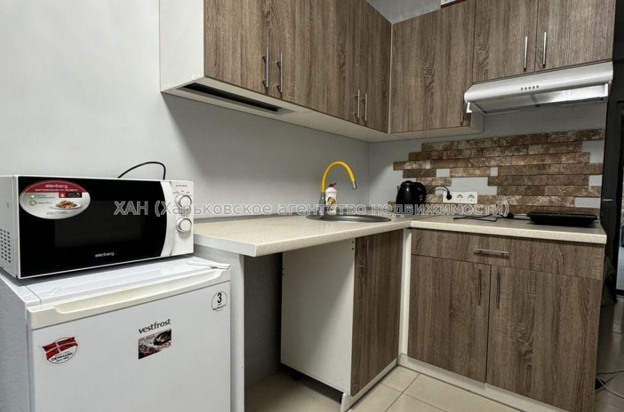 Продам квартиру, Ярославская ул. , 1 кім., 20 м², капитальный ремонт 