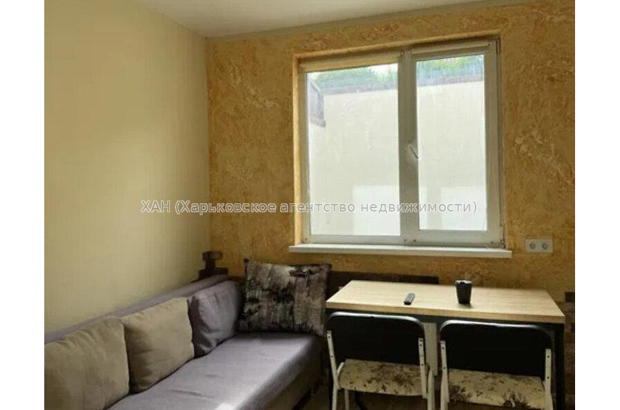 Продам квартиру, Ярославская ул. , 1  ком., 20 м², капитальный ремонт 