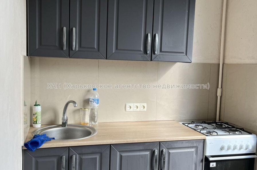 Здам квартиру, Непокоренных ул. , 2 кім., 45 м², советский ремонт 