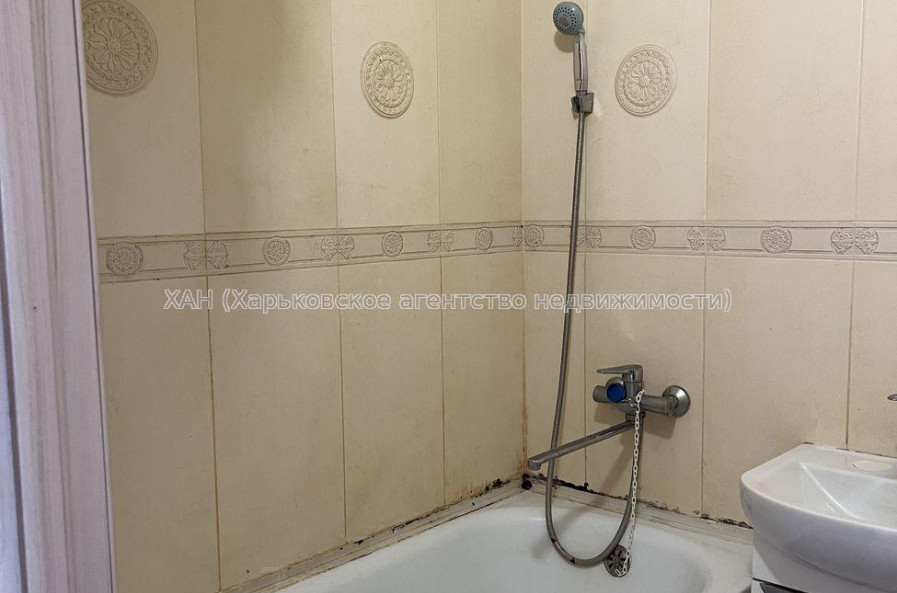 Здам квартиру, Непокоренных ул. , 2 кім., 45 м², советский ремонт 