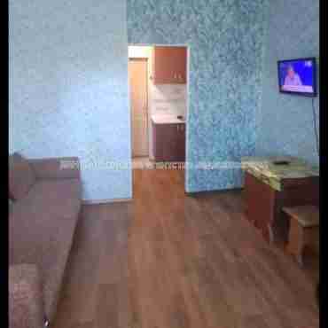 Продам квартиру, Полтавский Шлях ул. , 1  ком., 19 м², косметический ремонт 