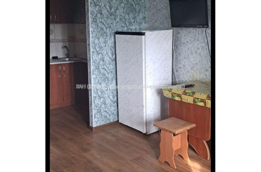 Продам квартиру, Полтавский Шлях ул. , 1 кім., 19 м², косметический ремонт 