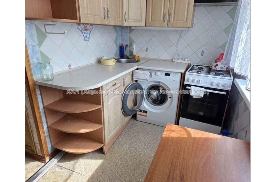 Здам квартиру, Фесенковская ул. , 2 кім., 44 м², советский ремонт 