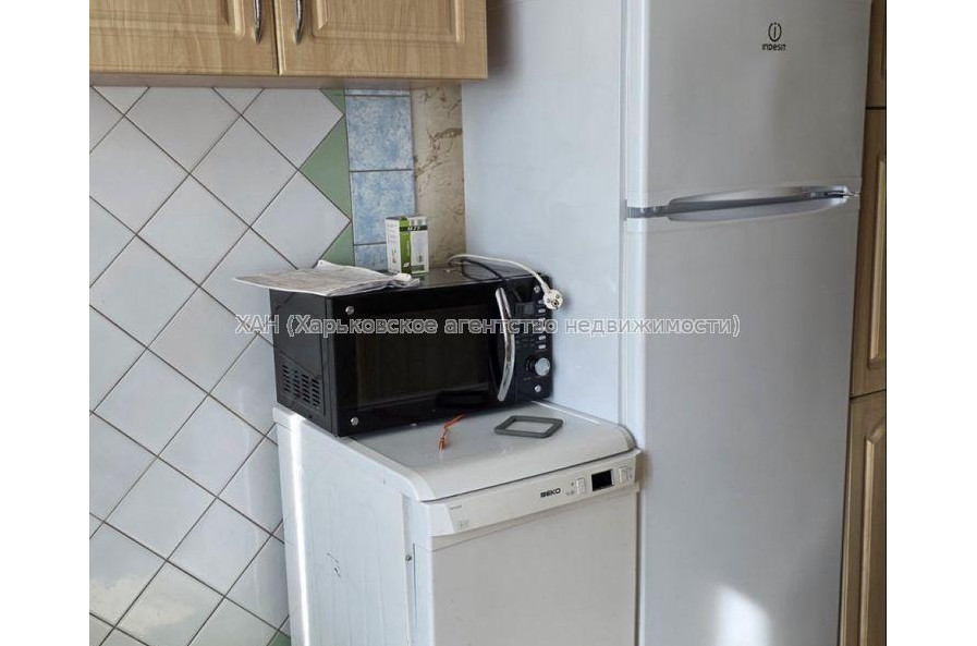 Здам квартиру, Фесенковская ул. , 2 кім., 44 м², советский ремонт 