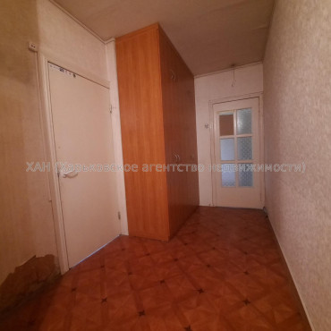 Продам квартиру, Непокоренных ул. , 3  ком., 64.50 м², косметический ремонт 