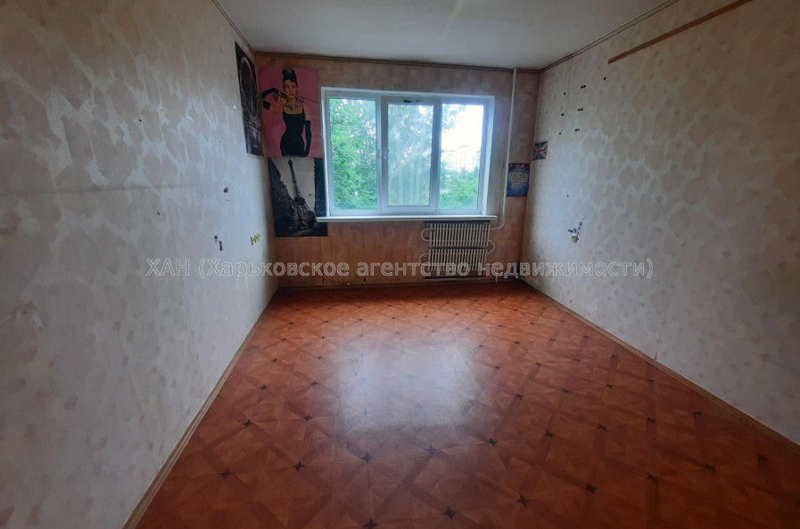 Продам квартиру, Непокоренных ул. , 3  ком., 64.50 м², косметический ремонт 