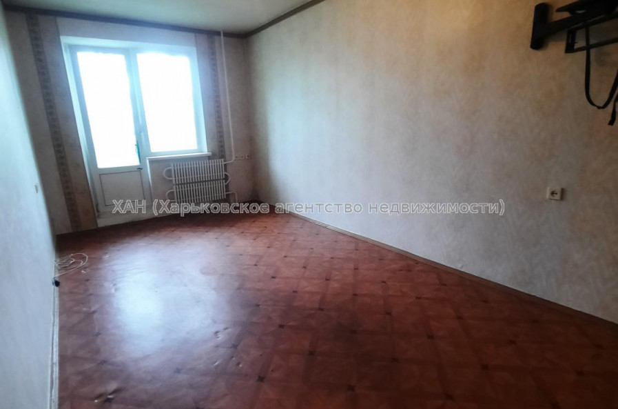 Продам квартиру, Непокоренных ул. , 3  ком., 64.50 м², косметический ремонт 