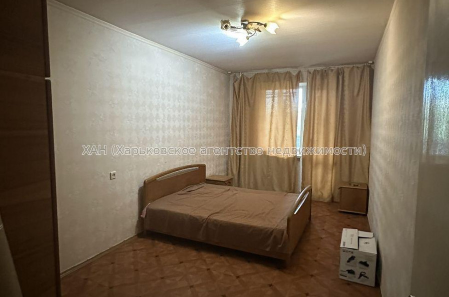 Продам квартиру, Непокоренных ул. , 3  ком., 64.50 м², косметический ремонт 