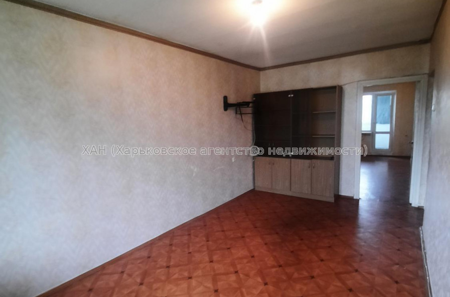 Продам квартиру, Непокоренных ул. , 3  ком., 64.50 м², косметический ремонт 
