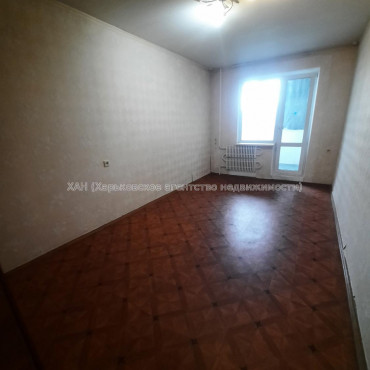 Продам квартиру, Непокоренных ул. , 3  ком., 64.50 м², косметический ремонт 