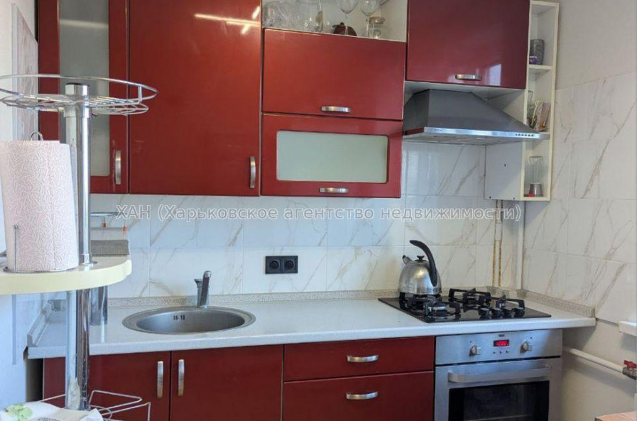 Продам квартиру, Гвардейцев Широнинцев ул. , 1 кім., 38 м², капитальный ремонт 