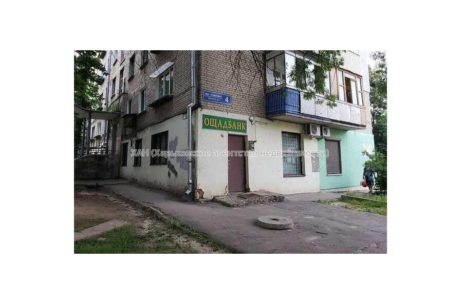 Продам квартиру, Инициативная ул. , 3  ком., 59 м², советский ремонт 