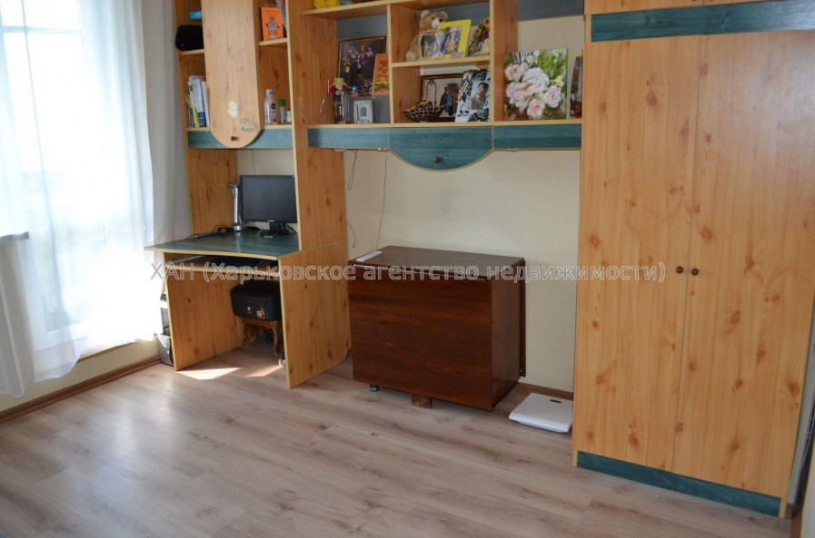 Продам квартиру, Леся Сердюка ул. , 2  ком., 53 м², капитальный ремонт 