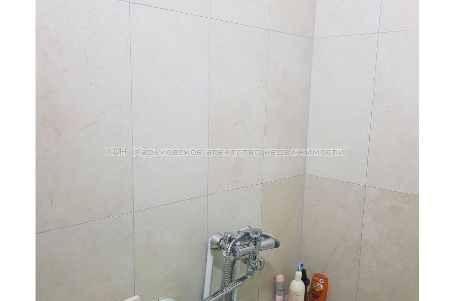 Продам квартиру, Леся Сердюка ул. , 2  ком., 53 м², капитальный ремонт 