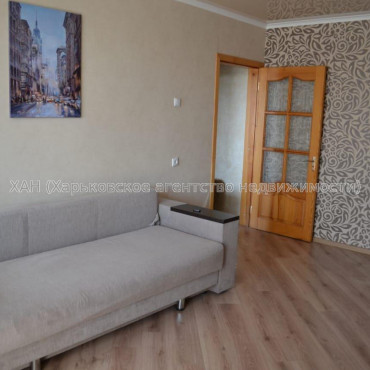 Продам квартиру, Леся Сердюка ул. , 2 кім., 53 м², капитальный ремонт 