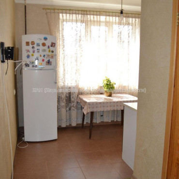 Продам квартиру, Леся Сердюка ул. , 2 кім., 53 м², капитальный ремонт 