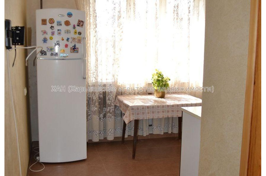 Продам квартиру, Леся Сердюка ул. , 2  ком., 53 м², капитальный ремонт 