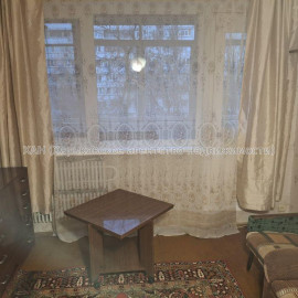 Продам квартиру, Соборности Украины ул. , 1 кім., 33.80 м², советский ремонт