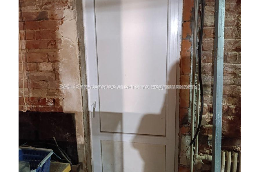 Продам квартиру, Основянская ул. , 2 кім., 105 м², советский ремонт 