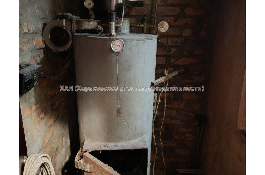 Продам квартиру, Основянская ул. , 2 кім., 105 м², советский ремонт 