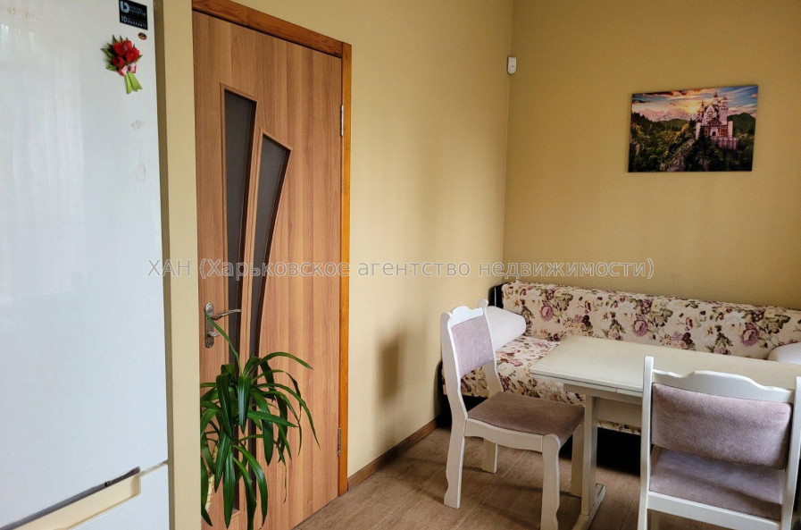Продам будинок, Небоженковская ул. , 98 м², 2.80 соток, капитальный ремонт 