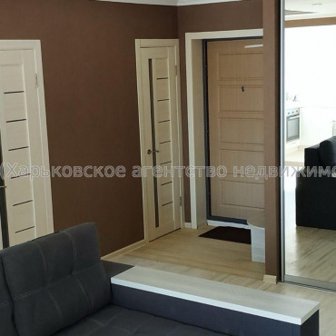 Продам квартиру, Аэрокосмический пр. , 1  ком., 40 м², авторский дизайн 
