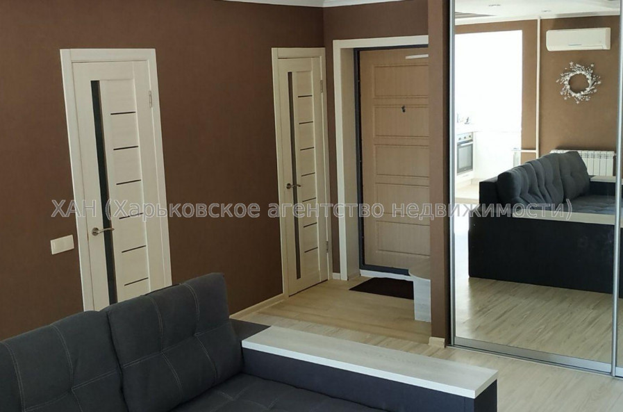 Продам квартиру, Аэрокосмический пр. , 1 кім., 40 м², авторский дизайн 