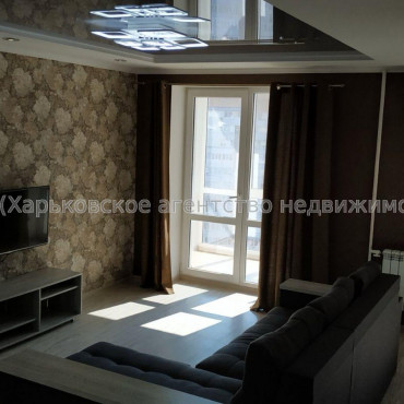 Продам квартиру, Аэрокосмический пр. , 1  ком., 40 м², авторский дизайн 
