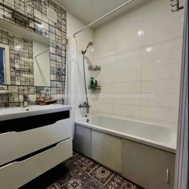 Продам квартиру, Аэрокосмический пр. , 1  ком., 40 м², авторский дизайн 