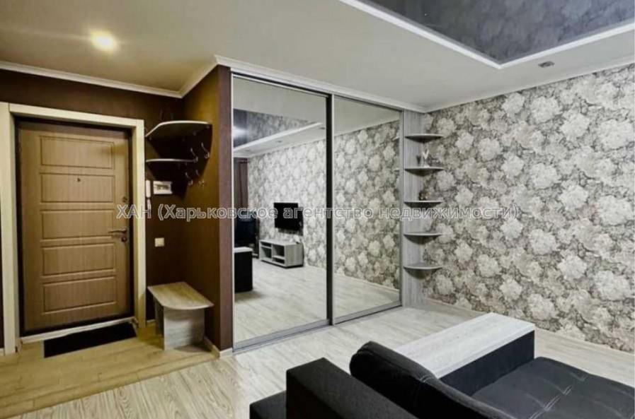 Продам квартиру, Аэрокосмический пр. , 1 кім., 40 м², авторский дизайн 