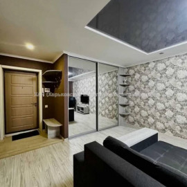 Продам квартиру, Аэрокосмический пр. , 1 кім., 40 м², авторский дизайн