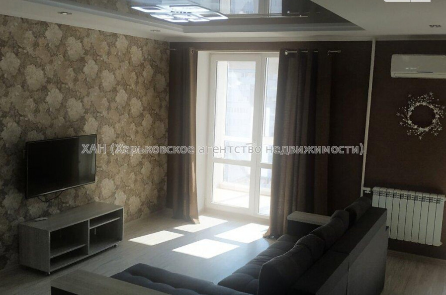 Продам квартиру, Аэрокосмический пр. , 1  ком., 40 м², авторский дизайн 