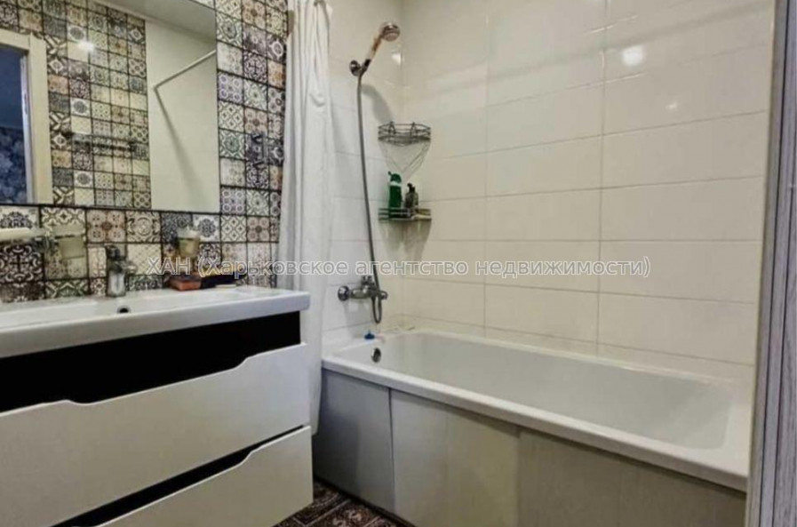 Продам квартиру, Аэрокосмический пр. , 1 кім., 40 м², авторский дизайн 