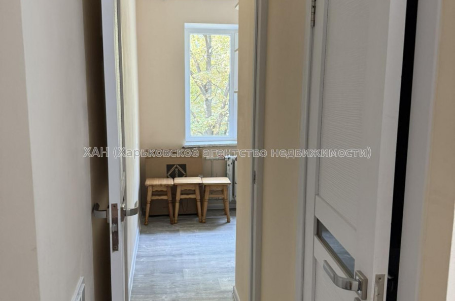 Продам квартиру, Гвардейцев Широнинцев ул. , 38Б , 2  ком., 48 м², косметический ремонт 