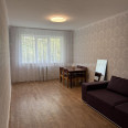 Продам квартиру, Гвардейцев Широнинцев ул. , 38Б , 2  ком., 48 м², косметический ремонт 
