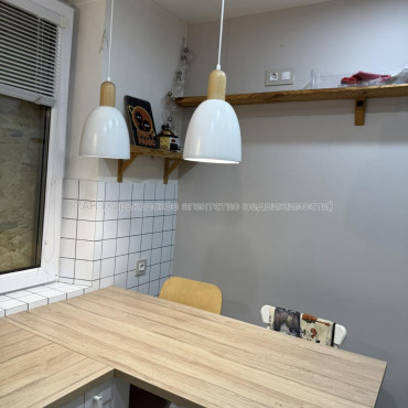 Продам квартиру, Академика Павлова ул. , 2  ком., 45.80 м², капитальный ремонт 