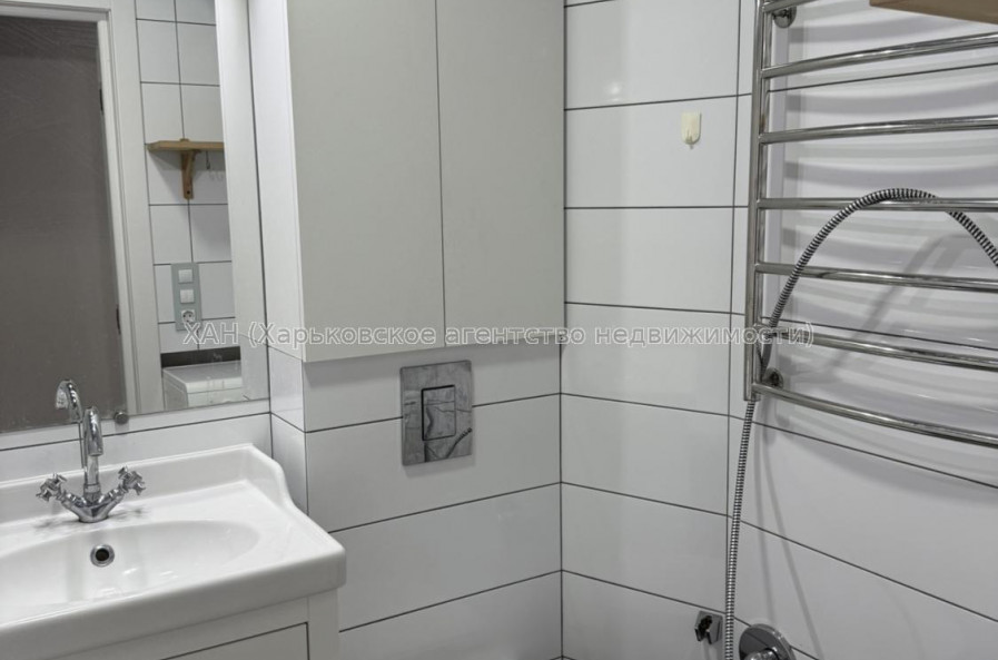 Продам квартиру, Академика Павлова ул. , 2  ком., 45.80 м², капитальный ремонт 