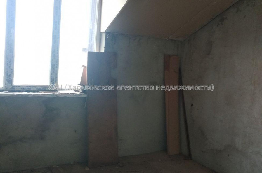 Продам квартиру, 5  ком., 114 м², без внутренних работ 