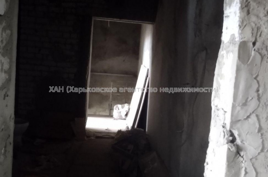 Продам квартиру, 5  ком., 114 м², без внутренних работ 
