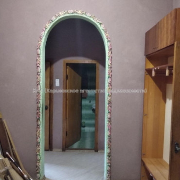 Продам квартиру, Чернышевская ул. , 2  ком., 71 м², без внутренних работ 